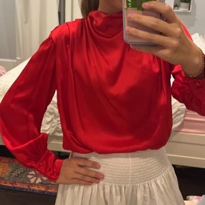 AMANDA UPRICHARD NWT RED SATIN BLOUSE